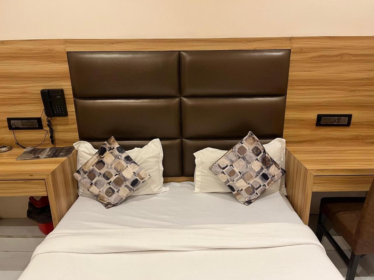 Hotel Shahi Darbar Terminal-2 孟买 外观 照片
